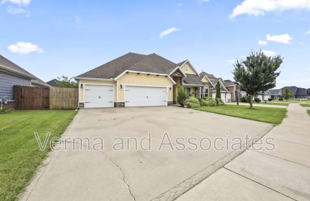 1041 Silver Maple St photos photos