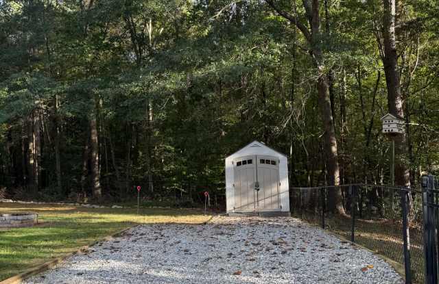 450 Pine Grove Road Gallery 4