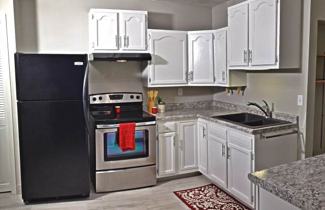 26 Broadway Street N photos photos