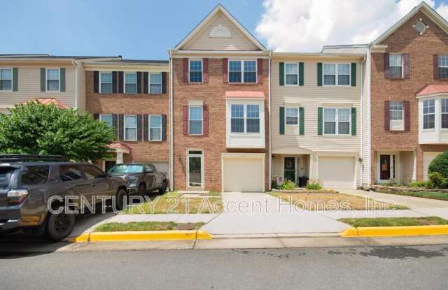 6374 Dakine Circle - 6374 Dakine Circle, Springfield, VA 22150