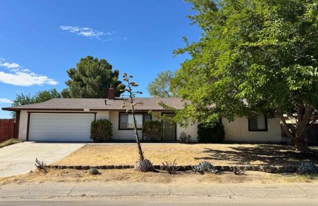 Remodeled 3+2 On Large Lot photos photos