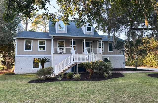 Spacious 4 Bedroom, 2.5 Bath Home with Stunning Marsh Views - 292 Alexanders Court, Camden County, GA 31558