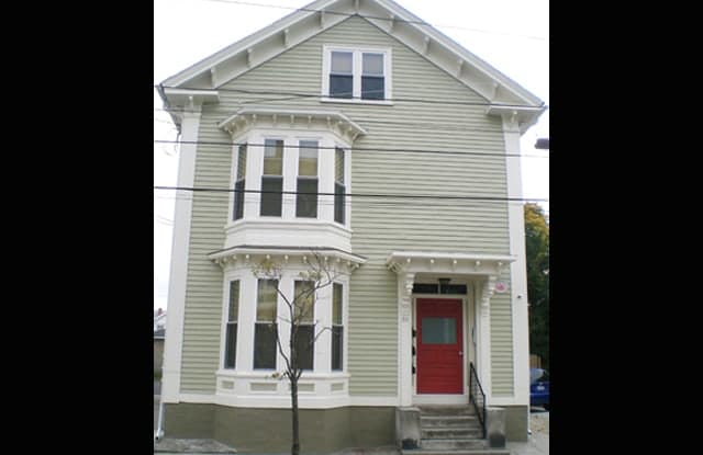 86 Tobey St - 86 Tobey Street, Providence, RI 02909