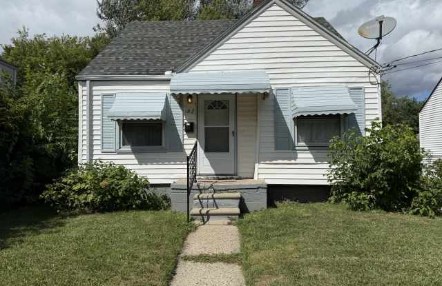 182 Crystal Lake Dr photos photos 182 Crystal Lake Dr photos photos