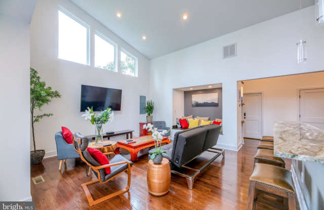 45410 LAKESIDE DRIVE Gallery 4