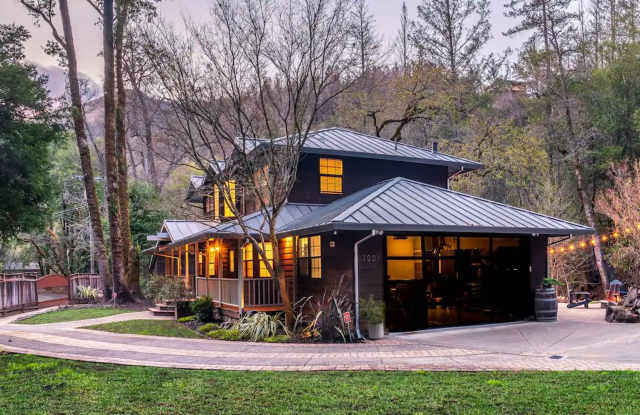 Oasis in Kenwood! photos photos