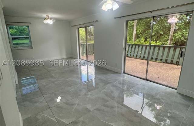 8921 NW 28th Dr Gallery 2