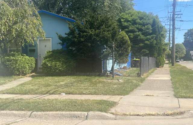 23702 Tuscany Avenue Gallery 2