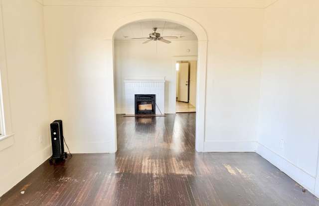 2901 North Blvd. Gallery 3