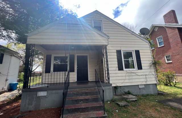 1810 Mercer 2+ bedroom, 1 bath $1395 photos photos