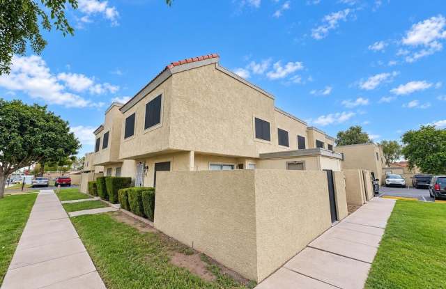 5934 N 48TH Lane Gallery 3