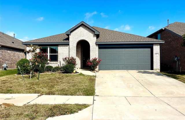 1097 Kingbird Lane photos photos