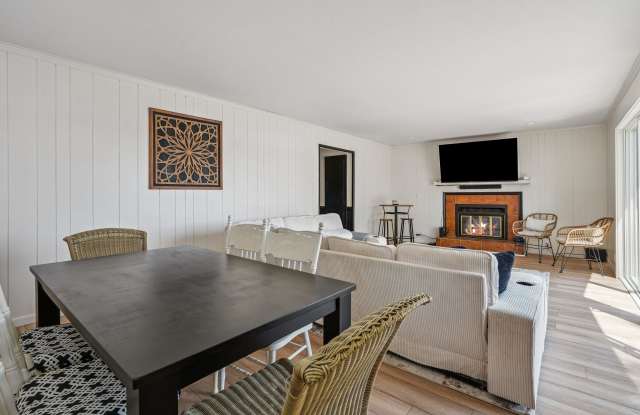 403 River Dr Gallery 4