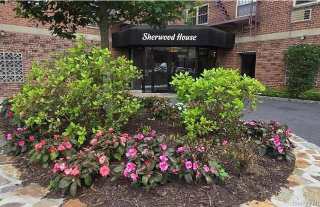 20 Secor Place unit: 3P - 20 Secor Place, Yonkers, NY 10704