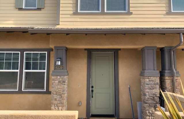 Goleta townhome - 6539 Calle Koral, Goleta, CA 93117
