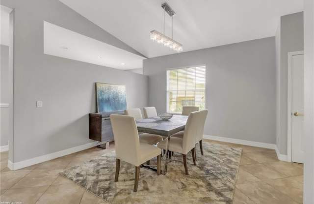 8380 Big Acorn Cir Gallery 3