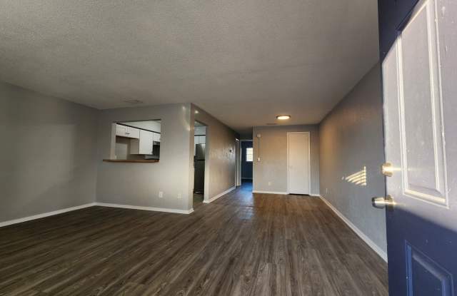 ** UNDER NEW MANAGEMENT ** 1 Bedroom 1 Bath Apartment photos photos