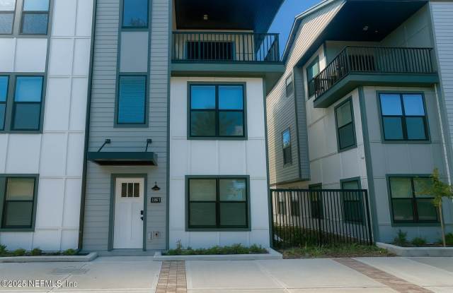 1063 FARWELL Street photos photos