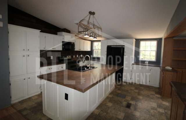 4 bedroom home in Kirbyville! Gallery 3