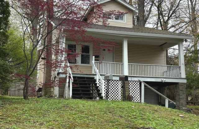 633 EDGE HILL ROAD photos photos
