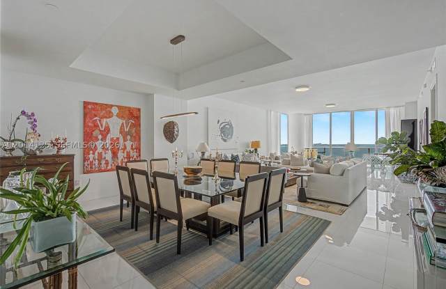 2627 S Bayshore Dr photos photos