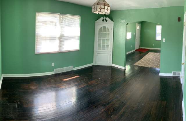 3031 Pioneer Avenue Gallery 2