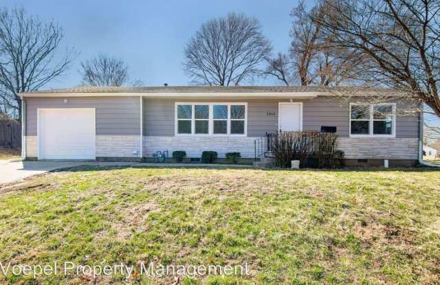 3404 S Sterling Ave - 3404 South Sterling Avenue, Independence, MO 64052