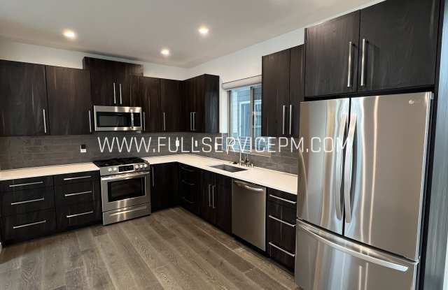 4304 26th Ave SW Gallery 4