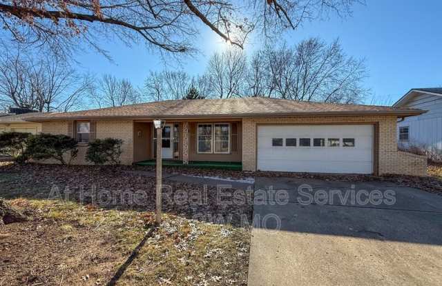 1142 E Greenwood photos photos