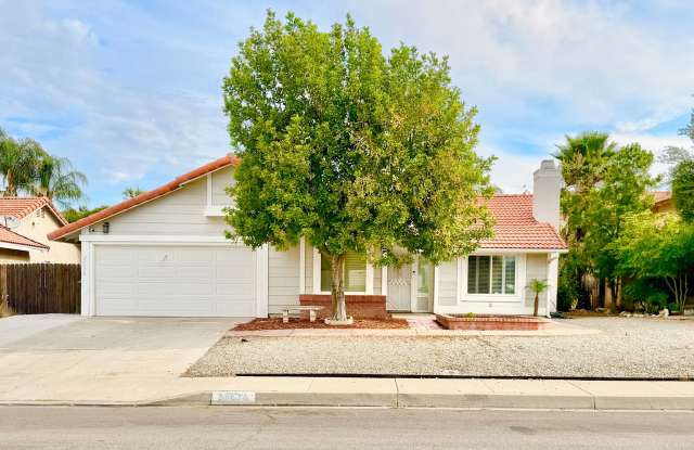 Recently updated Single-Story Home in the lovely community of Wildomar! photos photos