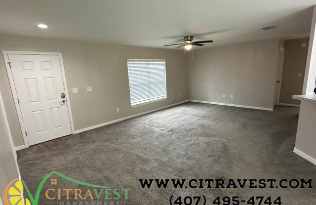 8461 N Janeaux Dr Gallery 2