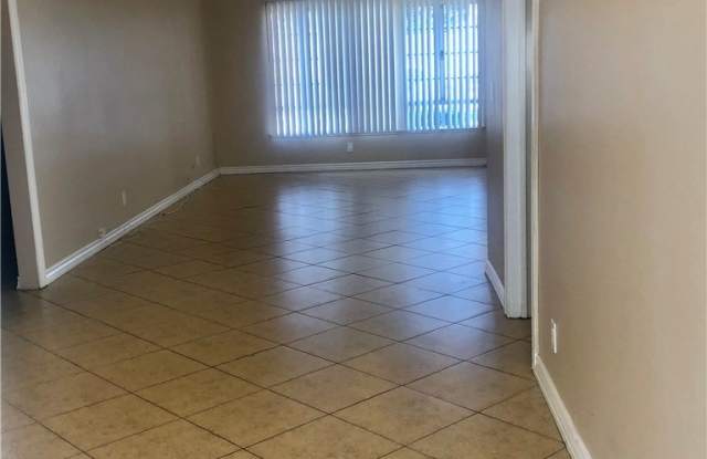 1950 W Glenoaks Avenue Gallery 4
