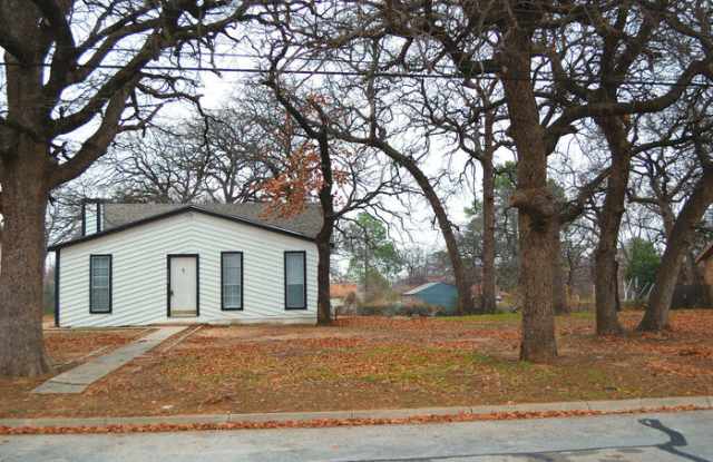 2928 Hiawatha - 2928 Hiawatha Trail, Lake Worth, TX 76135