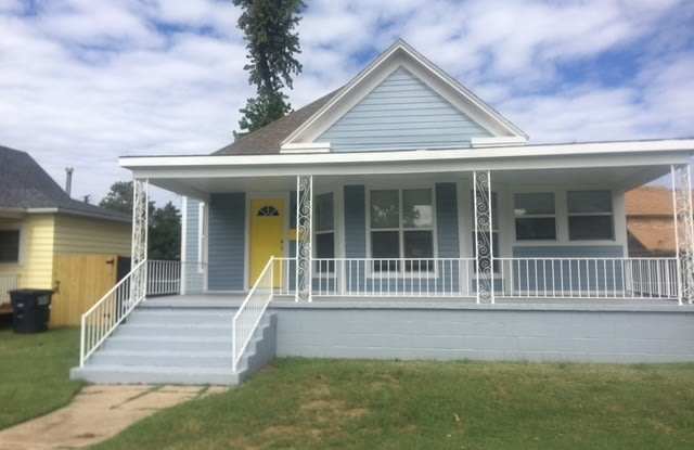 710 W Cherokee photos photos