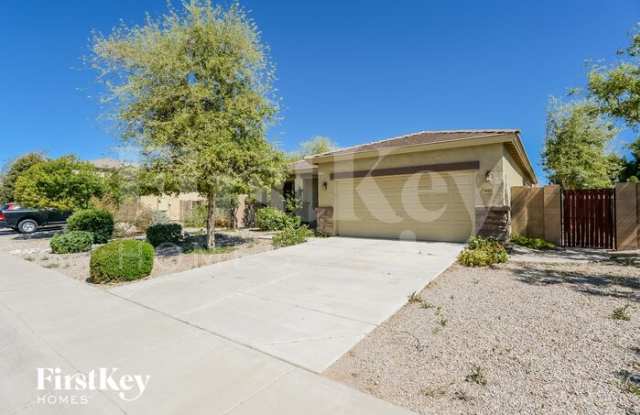 1018 West Corriente Drive - 1018 West Corriente Drive, San Tan Valley, AZ 85143