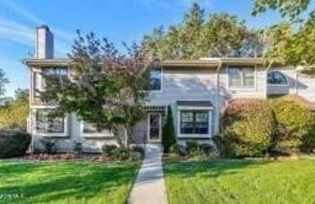 1202 Arlington Drive photos photos
