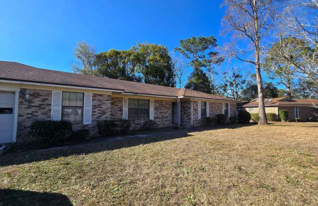 COMING SOON - 3 Bedrooms 2 1/2 Baths Northside photos photos