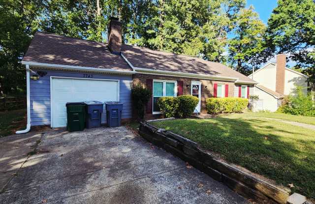 3 Bedroom Home in Chestnut Lake Gallery 1
