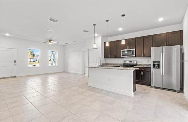 281 MARION OAKS Course Gallery 4