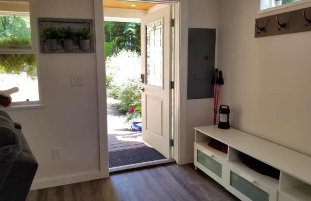 717 Claire Lane Gallery 4