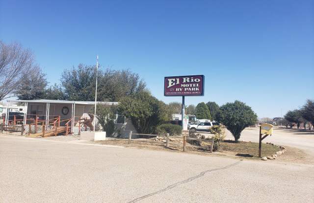 Mobile Home at El Rio Rentals and RV Park photos photos