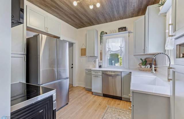 1545 4th Avenue South photos photos