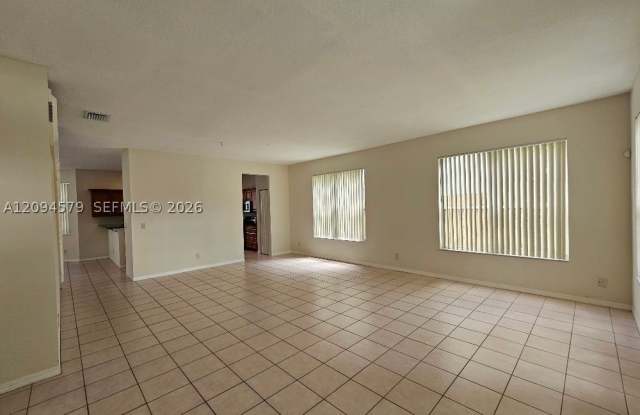 7558 Prescott Ln Gallery 3