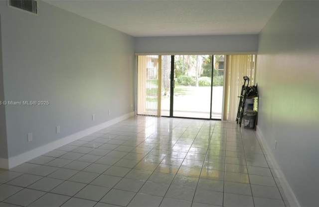 5991 Washington St photos photos