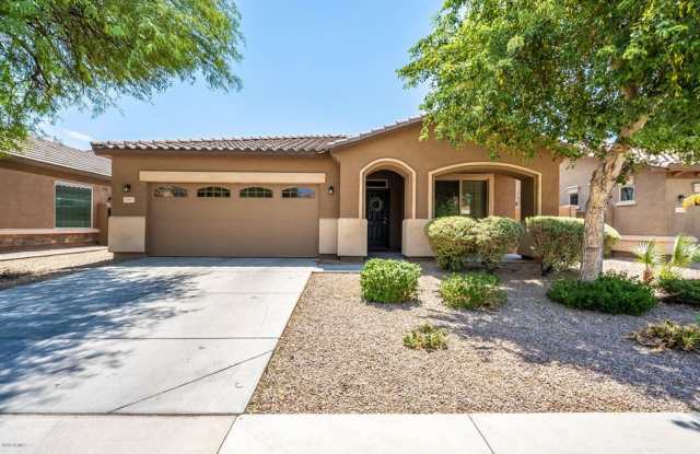 Seville: 3 Bed + Den, 2 bath, 2000 sqft, Landscape service included photos photos