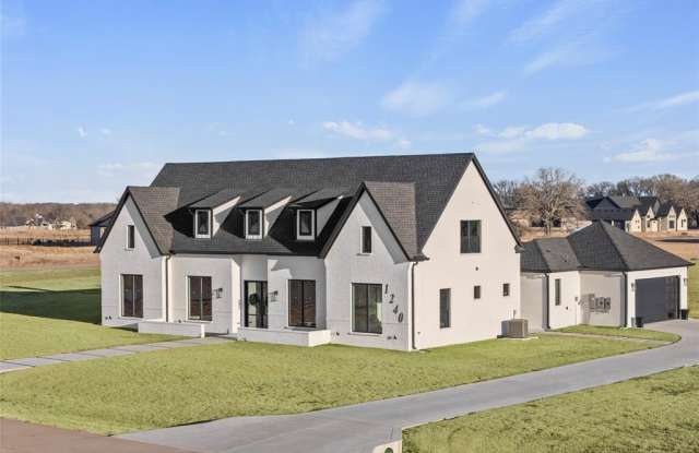 1240 Deerfield Drive photos photos