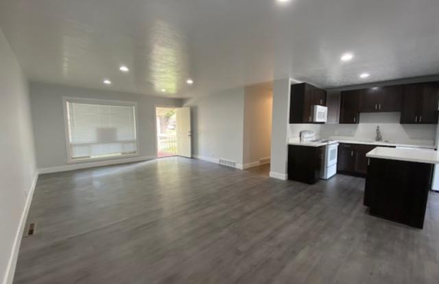 1163 Buccaneer Drive photos photos