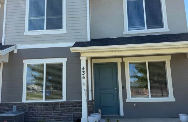 Beautiful Newer Townhome for Rent in Payson! photos photos