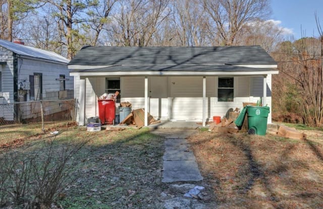 519 Greensville Ave - 519 Greensville Avenue, Petersburg, VA 23803