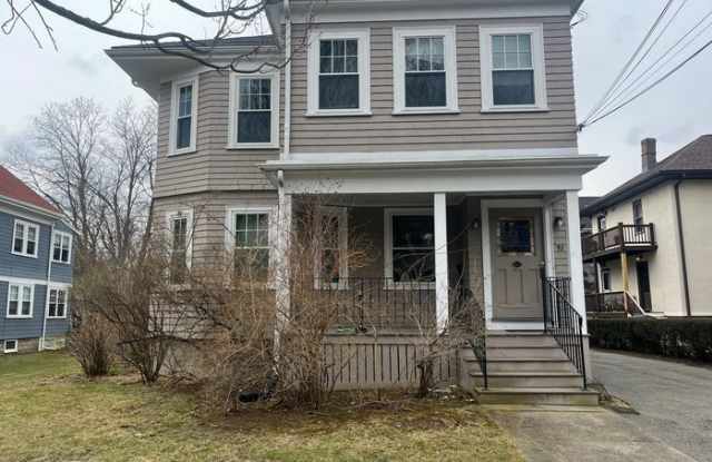 92 Oak Avenue photos photos